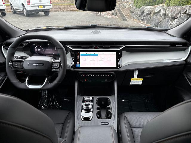 new 2026 Jeep Cherokee car, priced at $42,590