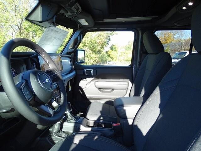 new 2026 Jeep Wrangler car, priced at $48,996