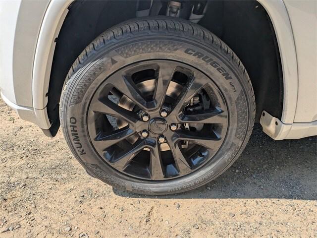 used 2022 Jeep Grand Cherokee car, priced at $25,881