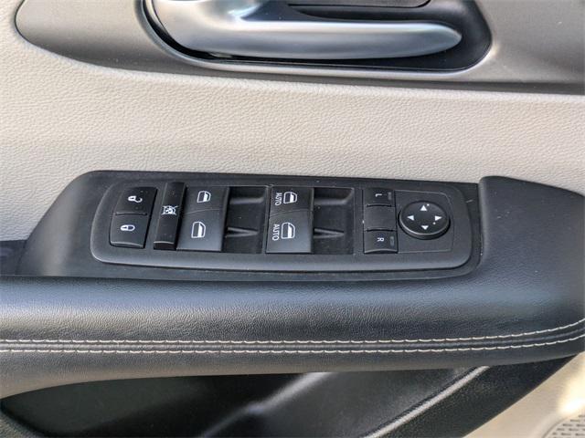 used 2023 Chrysler Pacifica car, priced at $23,873