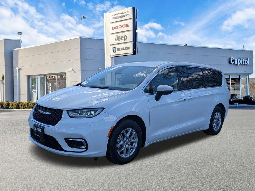 used 2023 Chrysler Pacifica car, priced at $26,646
