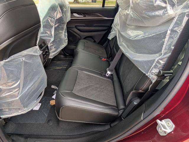 new 2026 Jeep Grand Cherokee car, priced at $42,889