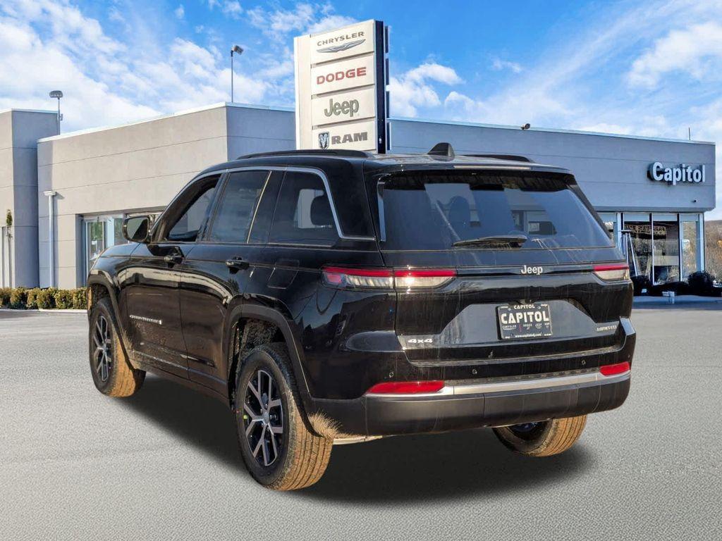 new 2026 Jeep Grand Cherokee car, priced at $45,354