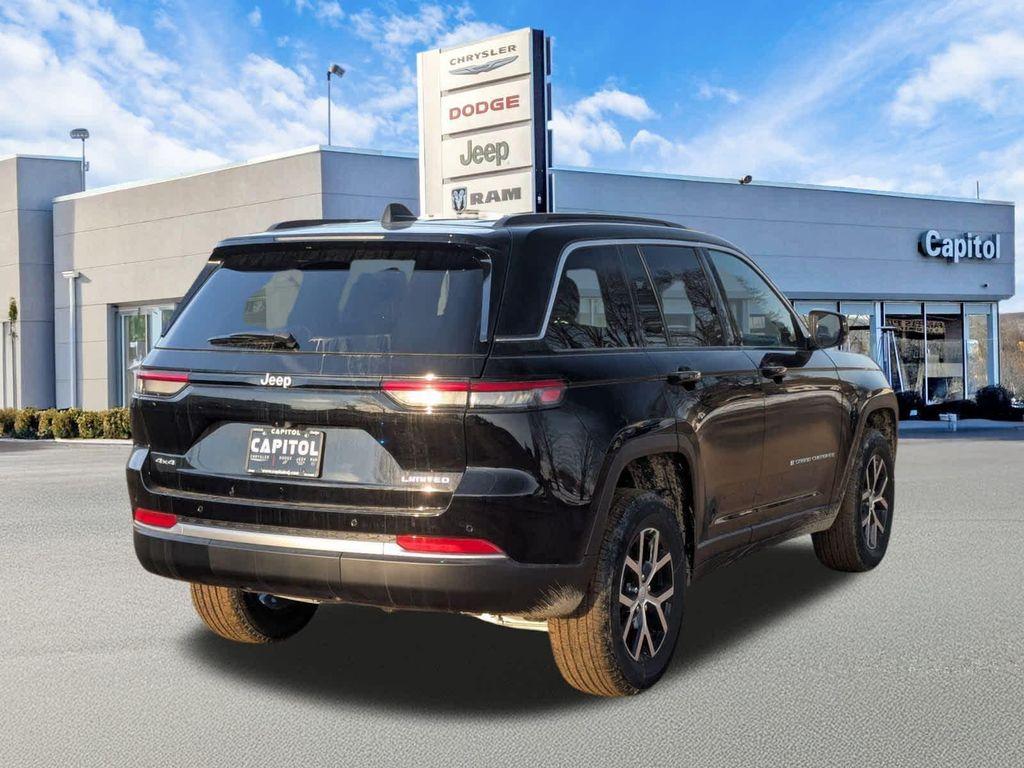 new 2026 Jeep Grand Cherokee car, priced at $45,354