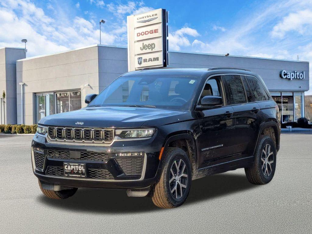 new 2026 Jeep Grand Cherokee car, priced at $45,354