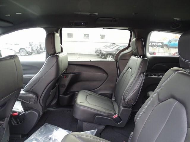 new 2026 Chrysler Pacifica car, priced at $40,471