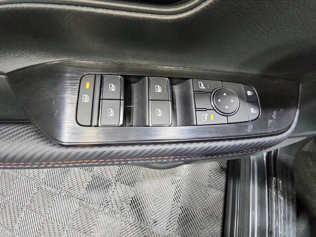 new 2026 Nissan Kicks car, priced at $27,472