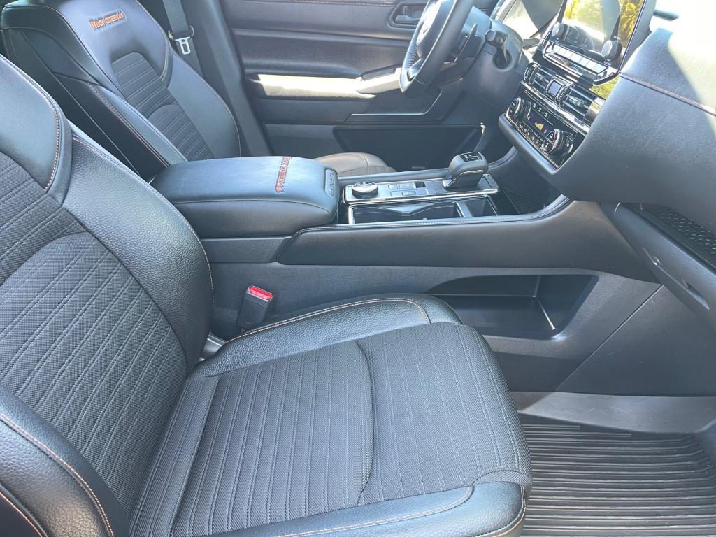 used 2023 Nissan Pathfinder car, priced at $36,529