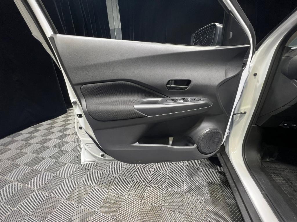 new 2025 Nissan Kicks Play car, priced at $20,562