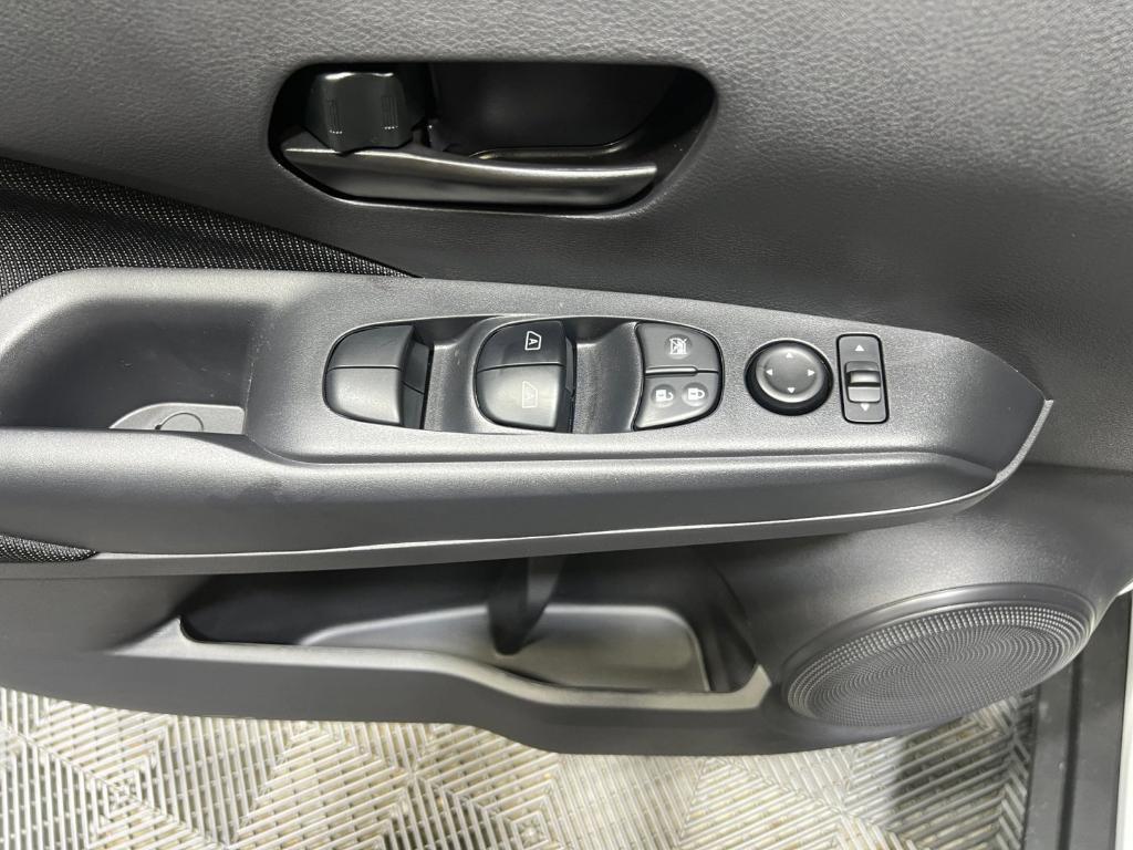 new 2025 Nissan Kicks Play car, priced at $20,562