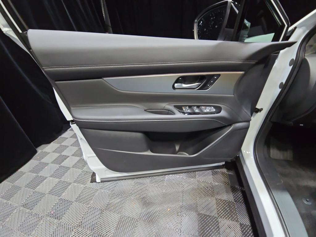 new 2025 Nissan Murano car, priced at $40,452