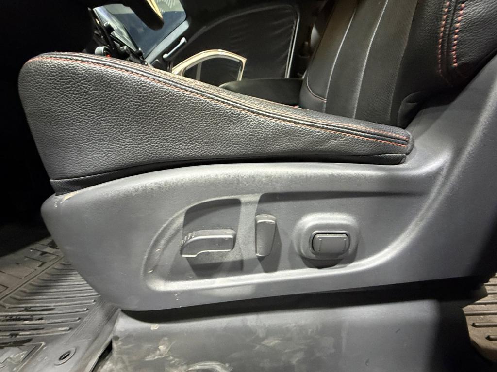 used 2024 Nissan Titan car, priced at $43,816