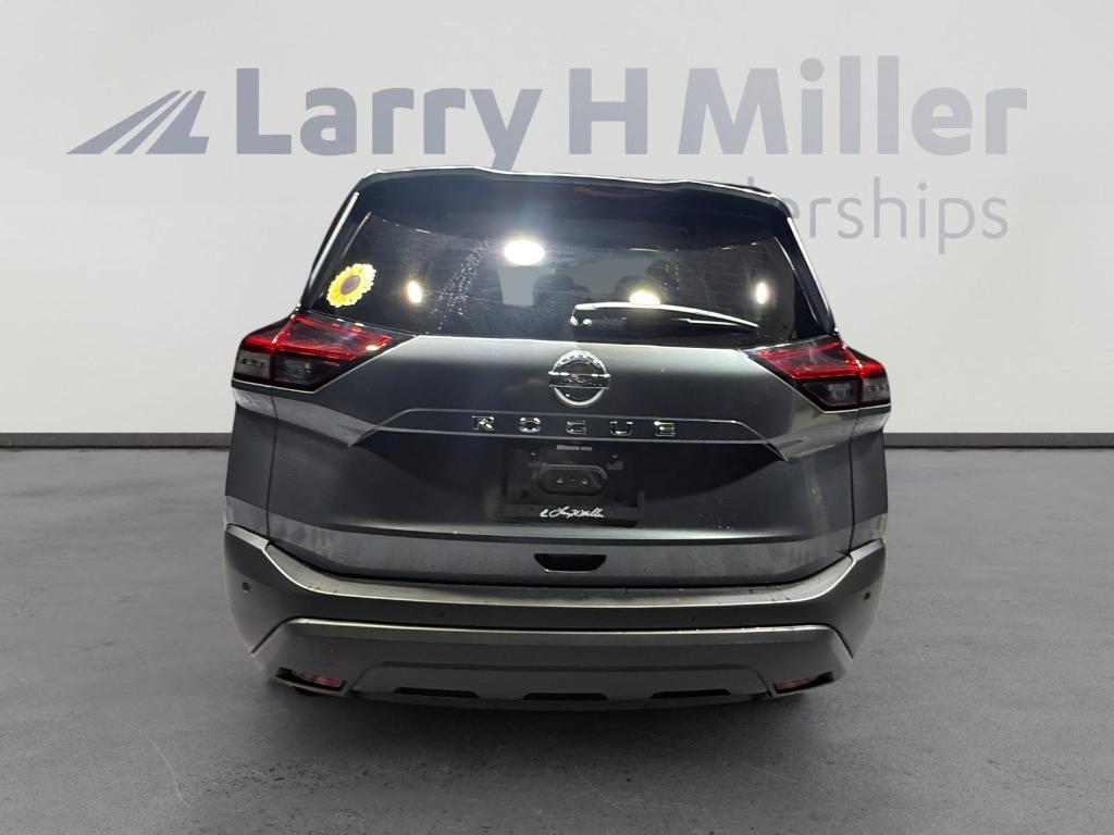 used 2021 Nissan Rogue car, priced at $17,680