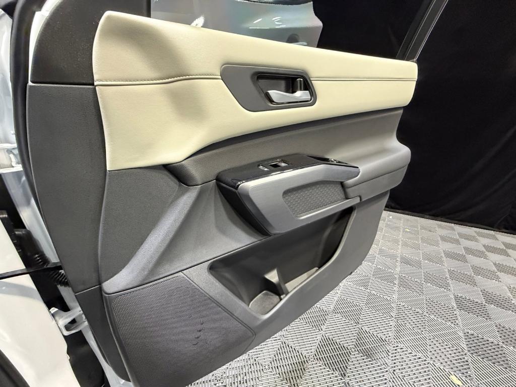 new 2026 Nissan Pathfinder car, priced at $39,715