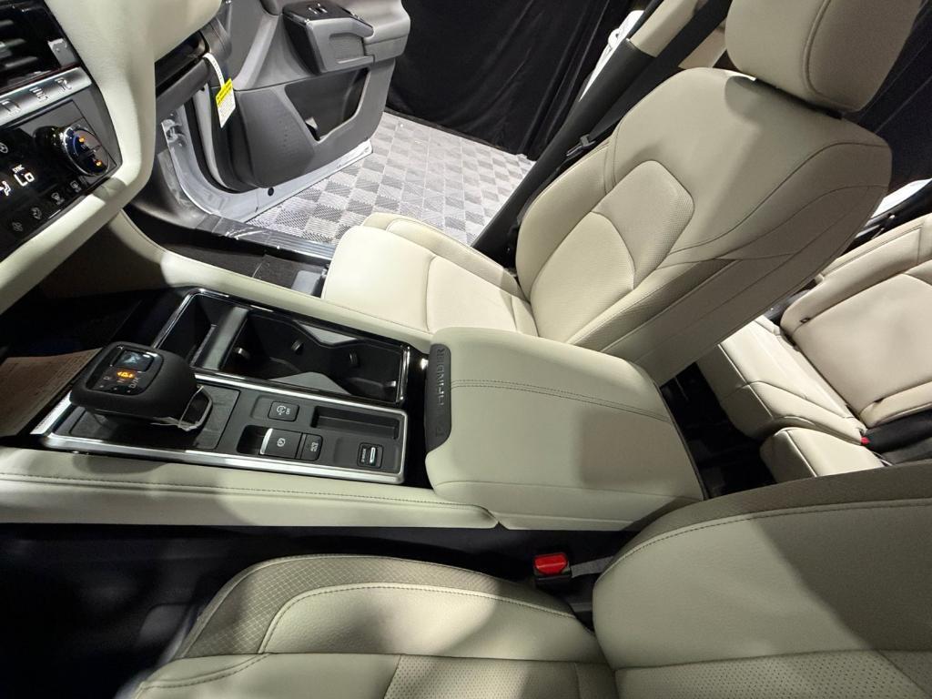 new 2026 Nissan Pathfinder car, priced at $40,315