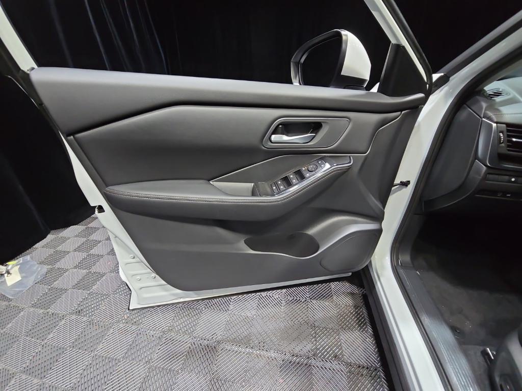 new 2026 Nissan Rogue car, priced at $27,914