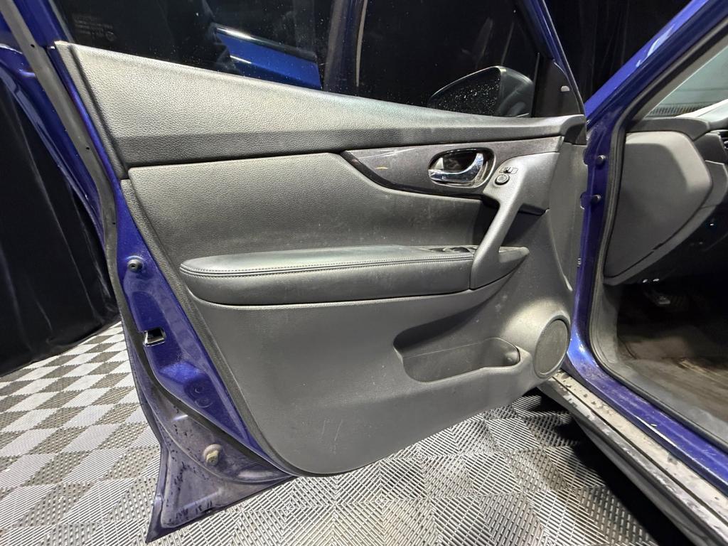 used 2017 Nissan Rogue car, priced at $13,110