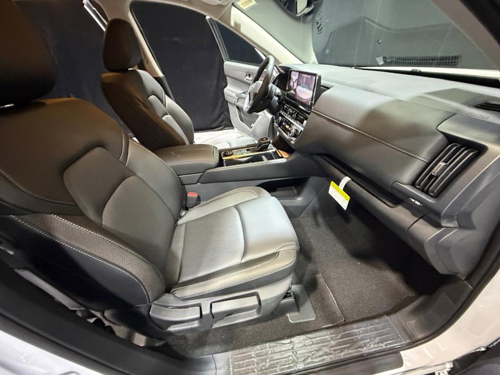 new 2026 Nissan Pathfinder car, priced at $41,231