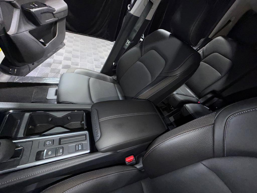 new 2026 Nissan Pathfinder car, priced at $39,915