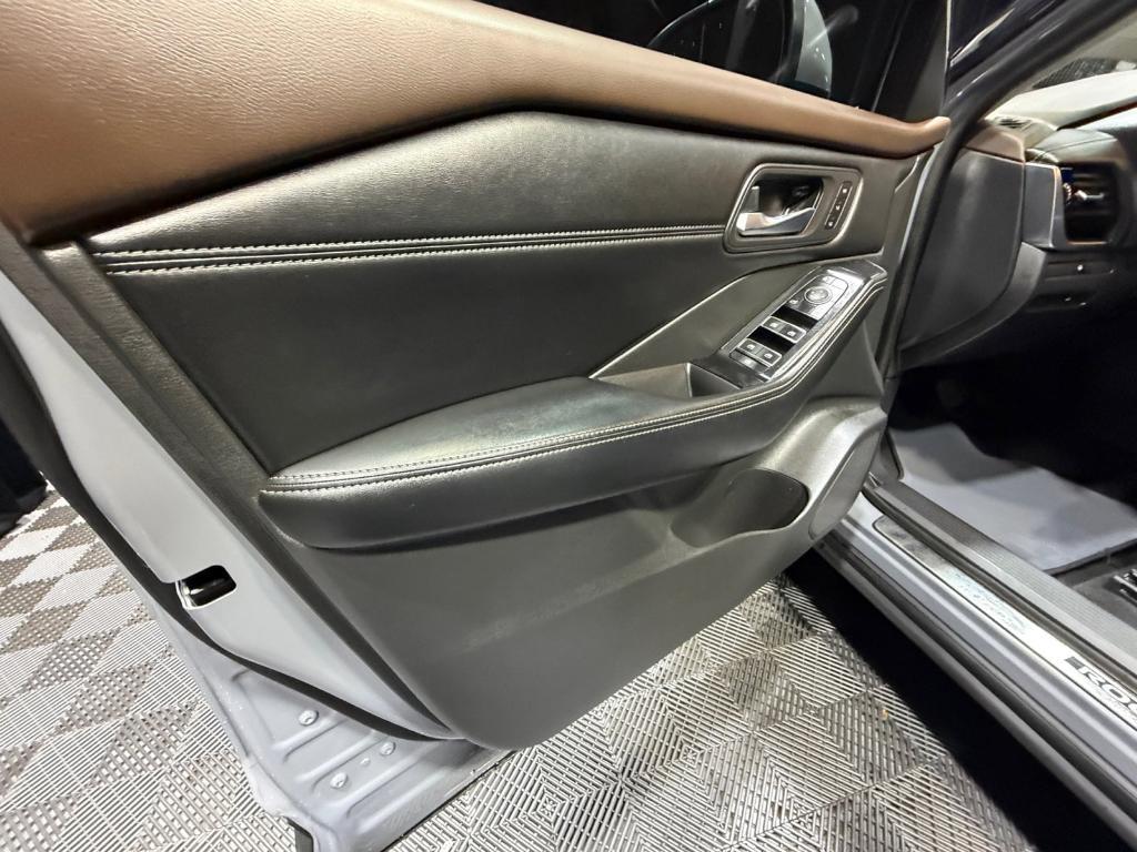 used 2023 Nissan Rogue car, priced at $18,988