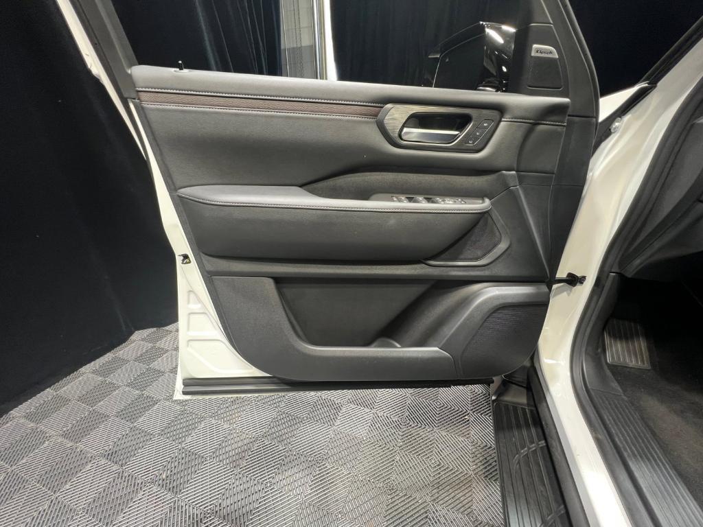 new 2026 Nissan Armada car, priced at $67,666