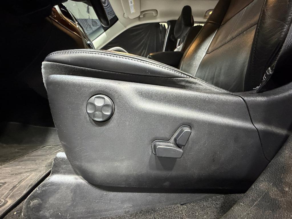 used 2012 Jeep Grand Cherokee car, priced at $10,770