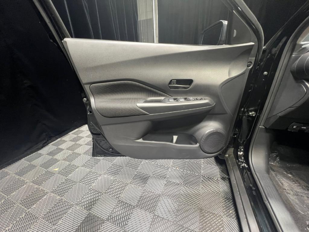 new 2025 Nissan Kicks Play car, priced at $20,562