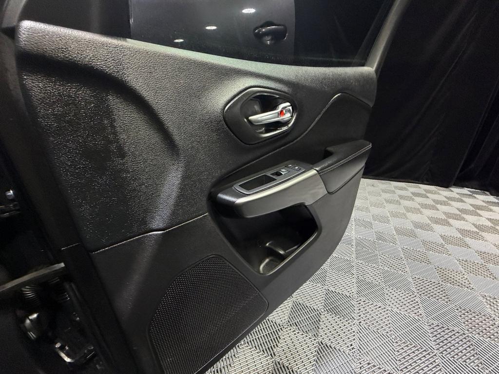 used 2020 Jeep Cherokee car, priced at $17,763