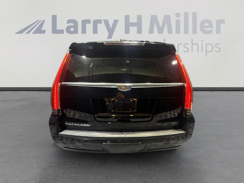 used 2016 Cadillac Escalade car, priced at $23,302
