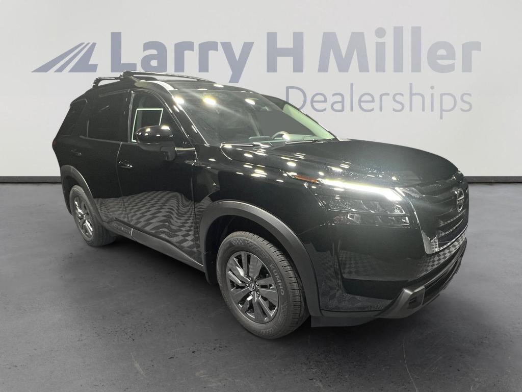 new 2025 Nissan Pathfinder car, priced at $33,077