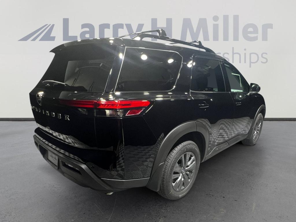 new 2025 Nissan Pathfinder car, priced at $33,077