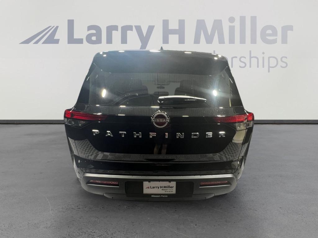 new 2025 Nissan Pathfinder car, priced at $33,077