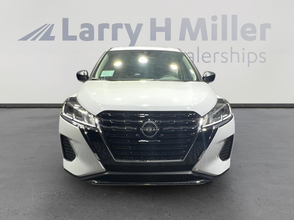 new 2025 Nissan Kicks Play car, priced at $20,562