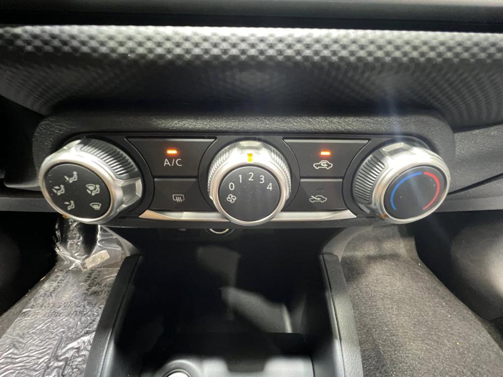 new 2025 Nissan Kicks Play car, priced at $20,562