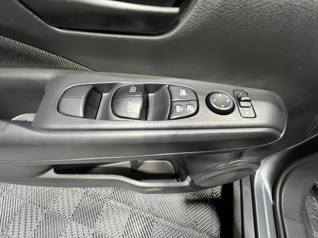 new 2025 Nissan Kicks Play car, priced at $20,562