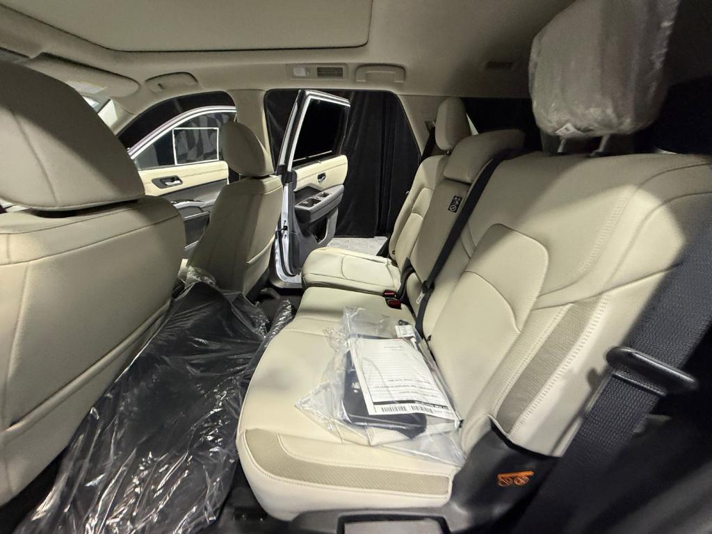 new 2026 Nissan Pathfinder car, priced at $41,652
