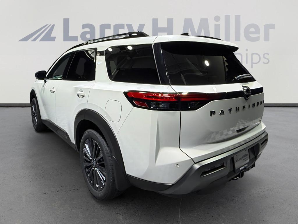 new 2026 Nissan Pathfinder car, priced at $41,652