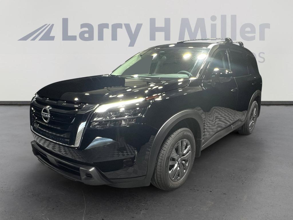 new 2025 Nissan Pathfinder car, priced at $32,577