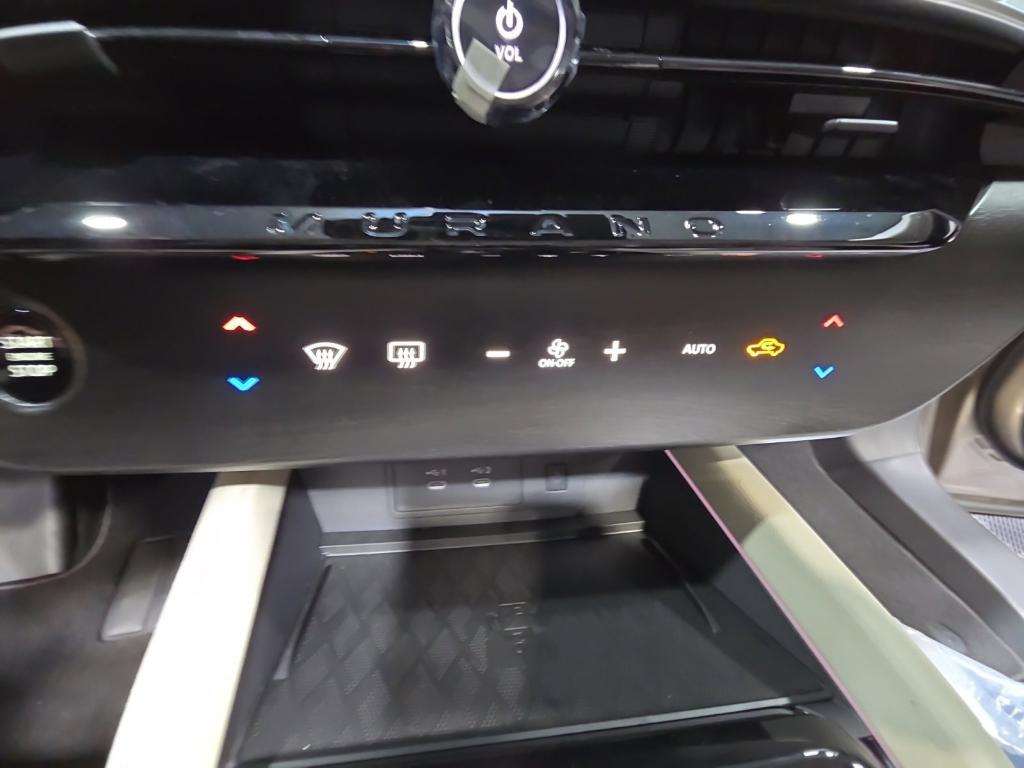 new 2025 Nissan Murano car, priced at $40,002