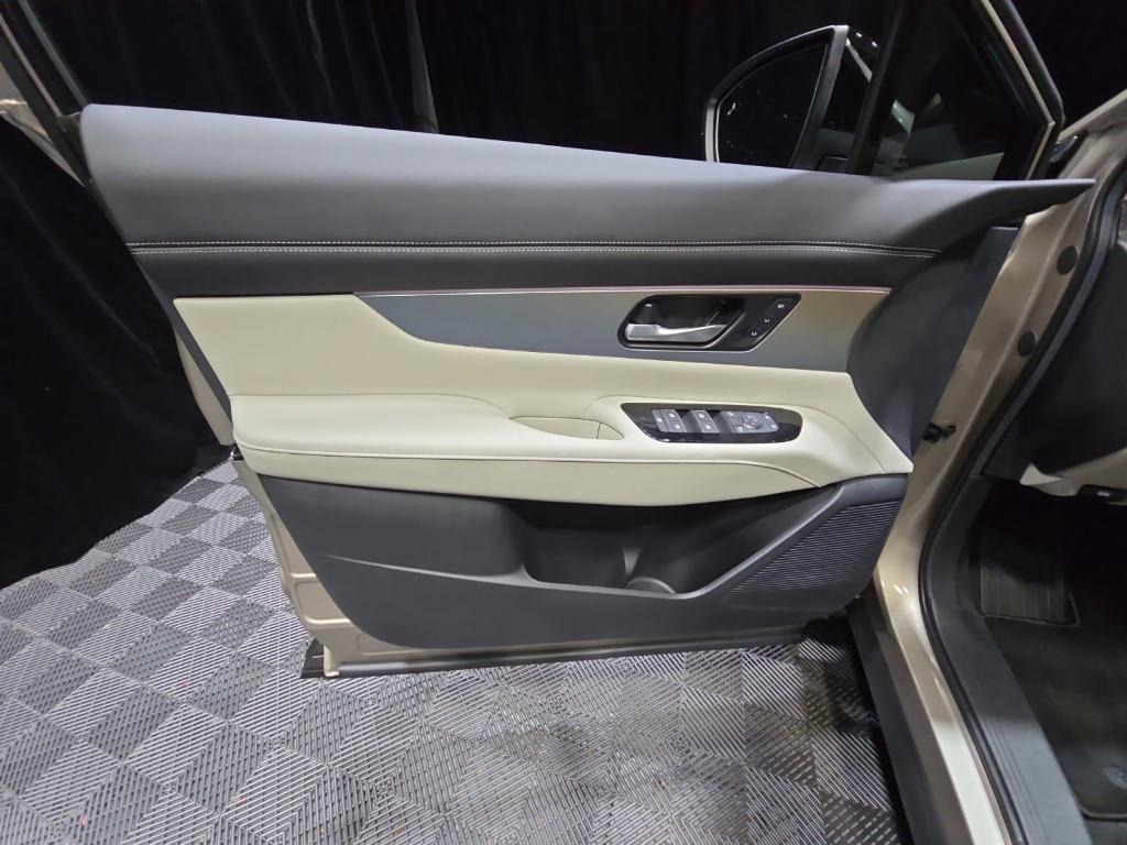 new 2025 Nissan Murano car, priced at $40,002