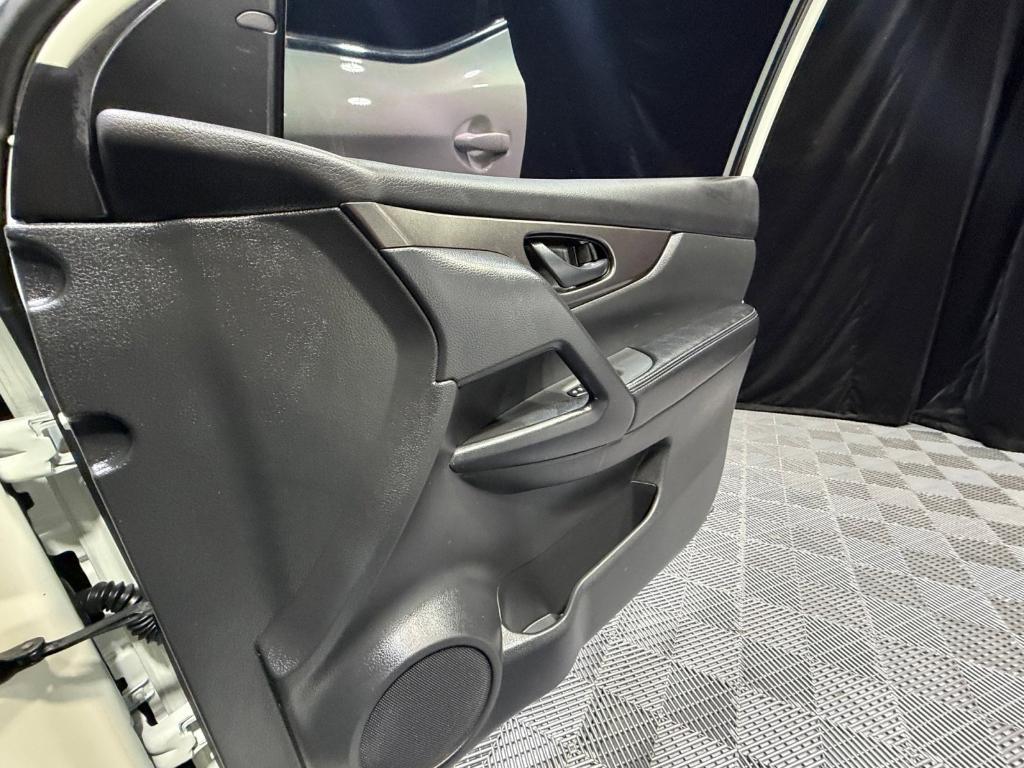 used 2021 Nissan Rogue Sport car, priced at $13,646