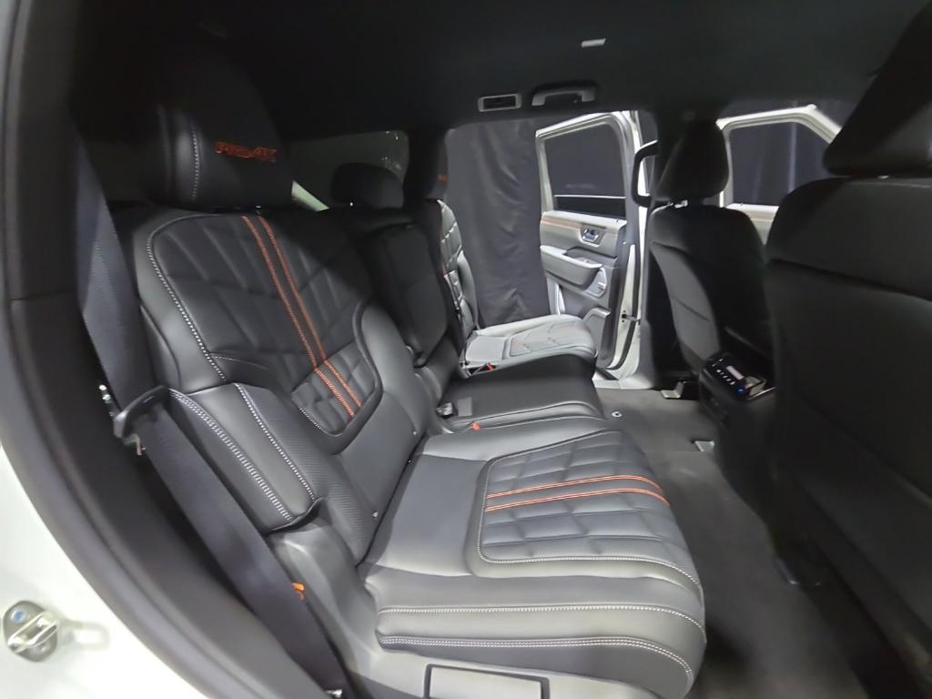 new 2025 Nissan Armada car, priced at $68,272