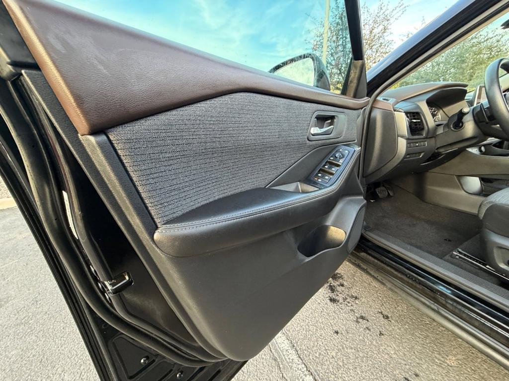 used 2021 Nissan Rogue car, priced at $17,137