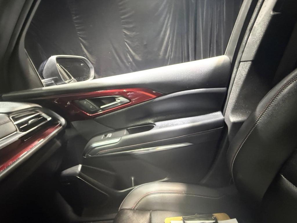 used 2024 Chevrolet Traverse car, priced at $46,742