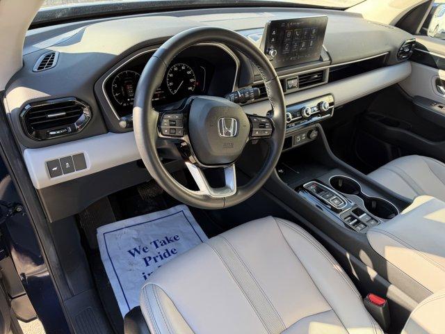 used 2025 Honda Pilot car, priced at $41,100