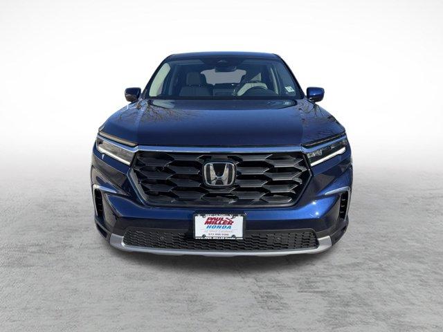 used 2025 Honda Pilot car, priced at $41,100