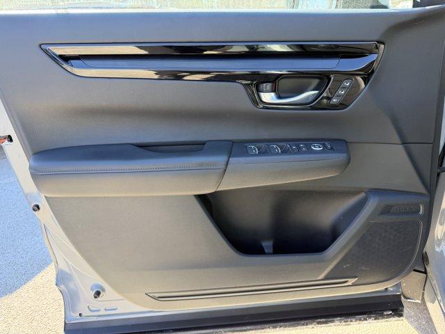 used 2025 Honda CR-V car, priced at $33,688