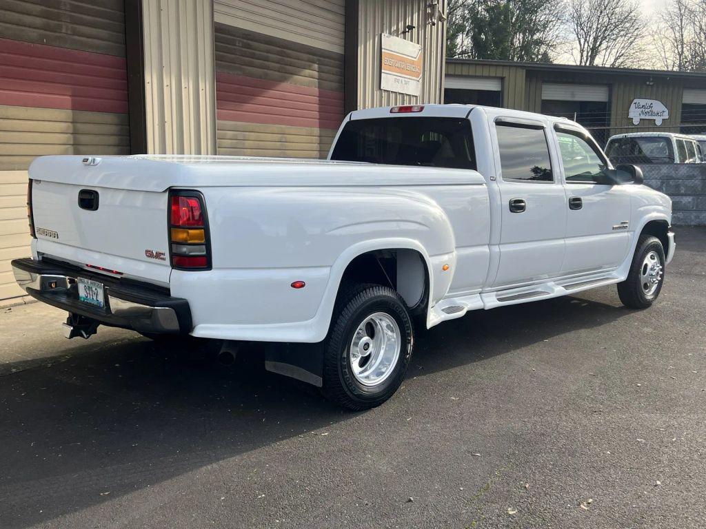 used 2005 GMC Sierra 3500 car, priced at $39,995