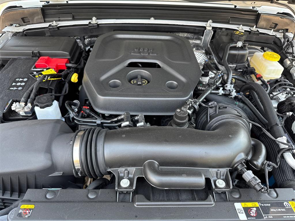 new 2025 Jeep Wrangler car, priced at $46,925