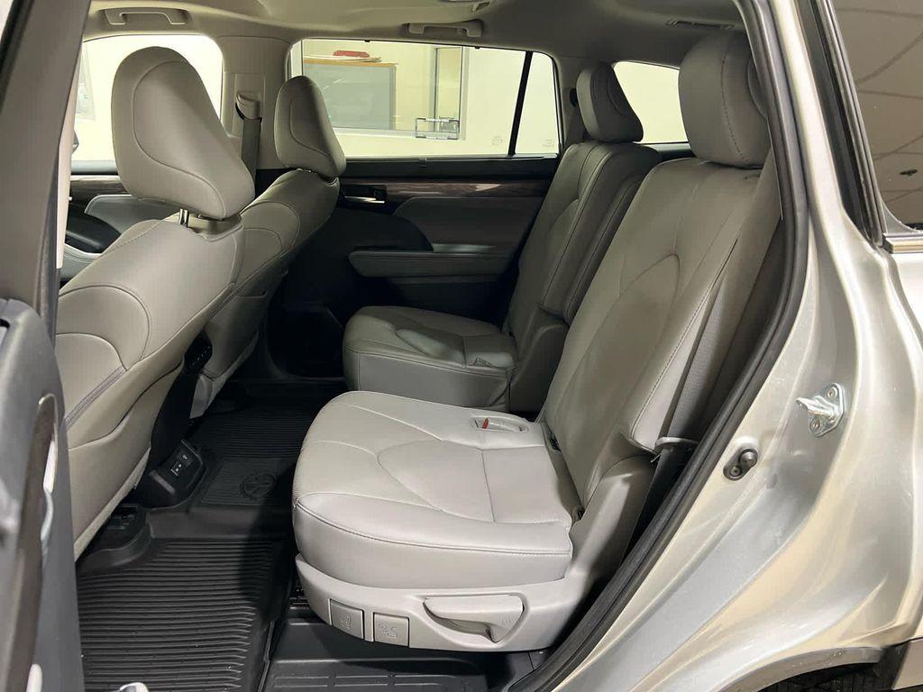 used 2023 Toyota Highlander car, priced at $40,965